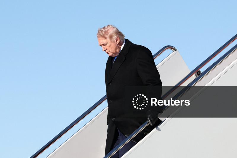 EXCLUSIVO-Aprovação de Trump atinge nova mínima por alta dos preços dos combustíveis e guerra, mostra pesquisa Reuters/Ipsos