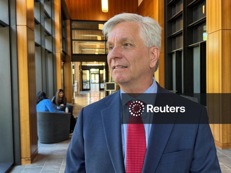 Waller, do Fed, não espera impacto persistente do choque atual do petróleo na inflação