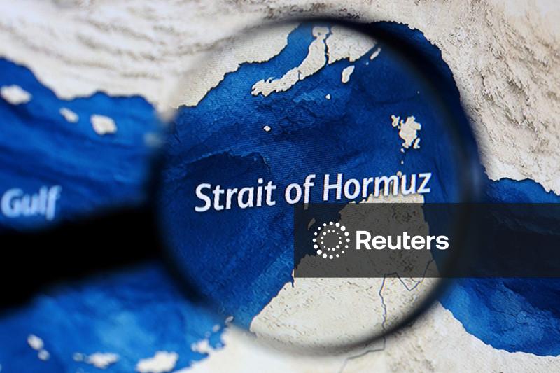 Irã diz que navios não hostis podem transitar pelo Estreito de Ormuz com coordenação, diz FT