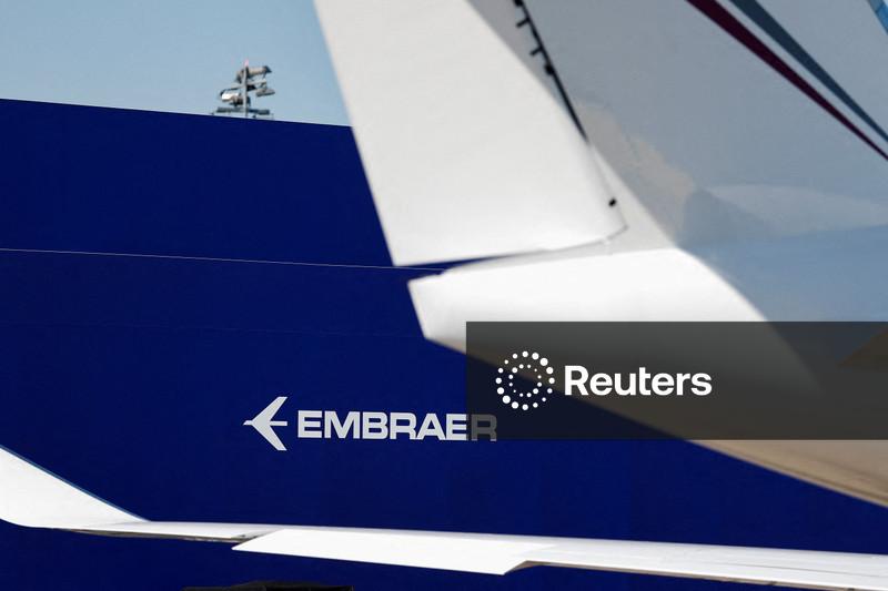 Embraer registra queda no lucro líquido do 4º tri, prevê mais entregas em 2026