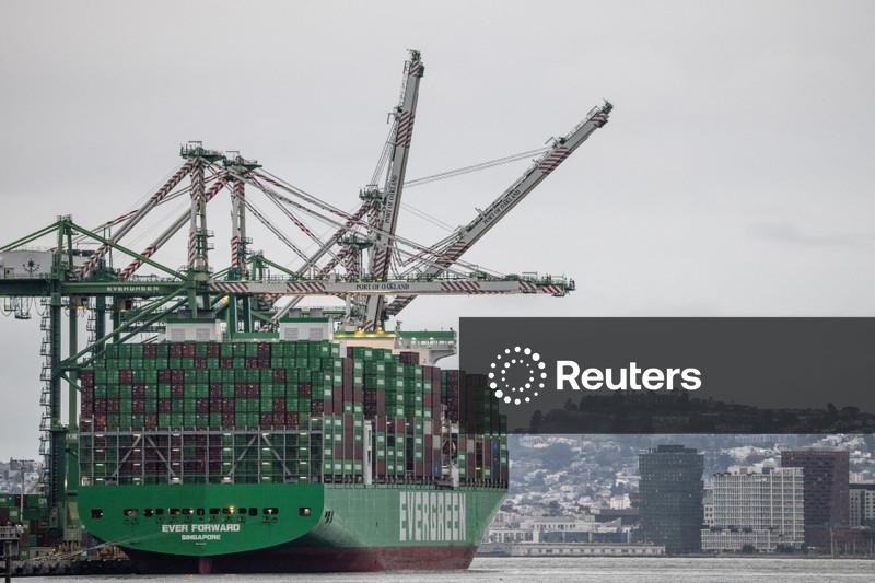 Tarifas de Trump tiveram pouco impacto no PIB de 2025 mas aumentaram receita, mostra estudo acadêmico