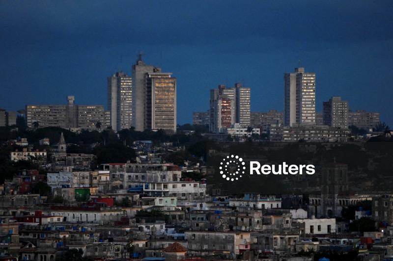 Cuba pede ajuda ao Vaticano para aliviar embargo de petróleo dos EUA, diz Washington Post