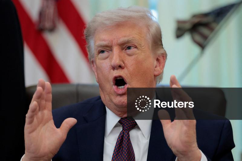 EUA vão sair do Irã "muito rapidamente" e retornar se necessário, diz Trump à Reuters