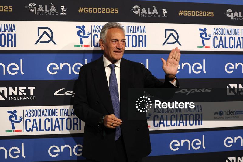 Dirigente de futebol da Itália entrega cargo após fracasso em se classificar para Copa do Mundo