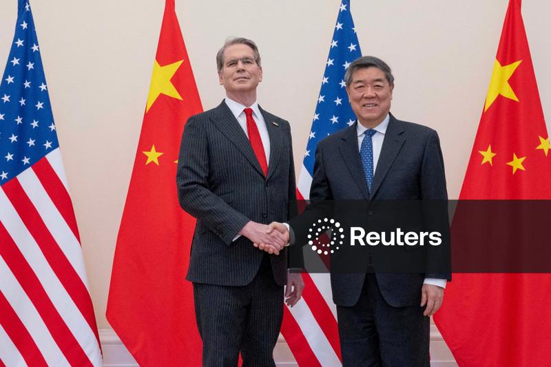 Chefes de comércio da China e dos EUA têm conversa "franca" semanas antes da cúpula Trump-Xi