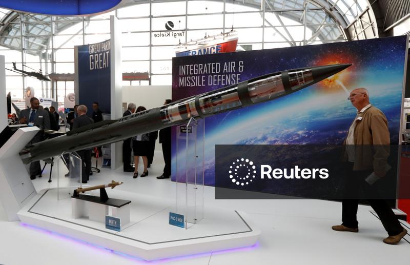 Marinha dos EUA vai equipar navios com mísseis Patriot para fazer frente à ameaça hipersônica da China