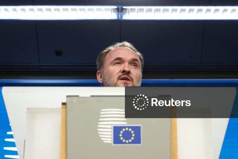 Cinco países da UE pedem imposto sobre lucros inesperados de  empresas de energia