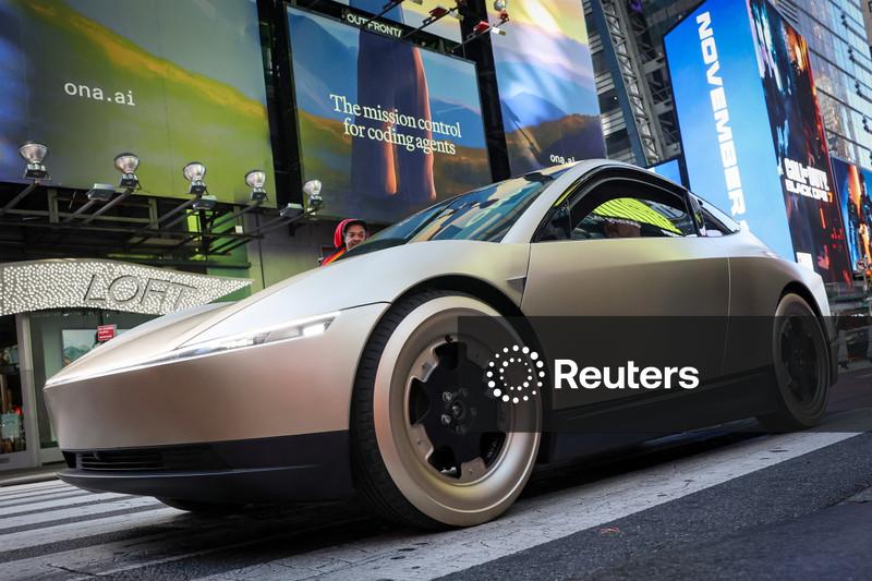 Tesla surpreende com excedente de caixa no 1º tri, ações sobem