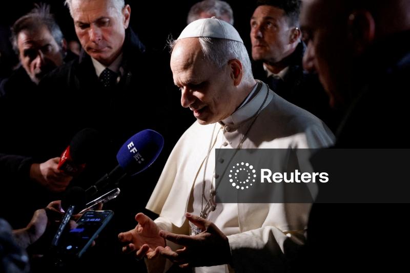 Leão 14, o primeiro papa norte-americano, surge como crítico incisivo de Trump