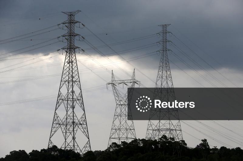 Aneel aprova altas de 5% a 15% nas tarifas de energia de 8 distribuidoras