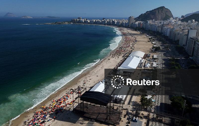 Operário morre durante montagem de palco para show de Shakira no Rio