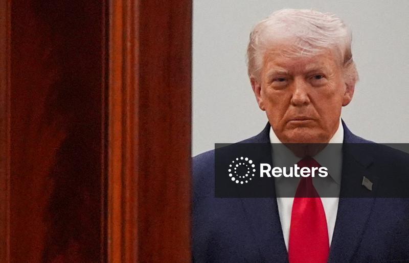 Trump afirma que guerra com Irã pode terminar em breve; EUA bloqueiam portos iranianos