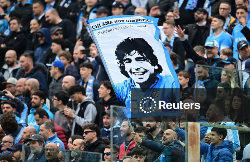 Novo julgamento sobre morte de Maradona começa na Argentina