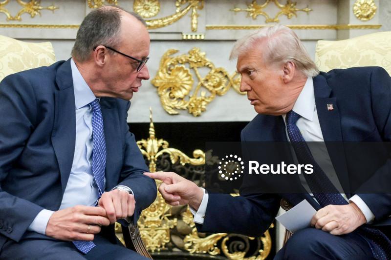 Trump critica chanceler alemão e pede que pare de interferir em assuntos sobre Irã