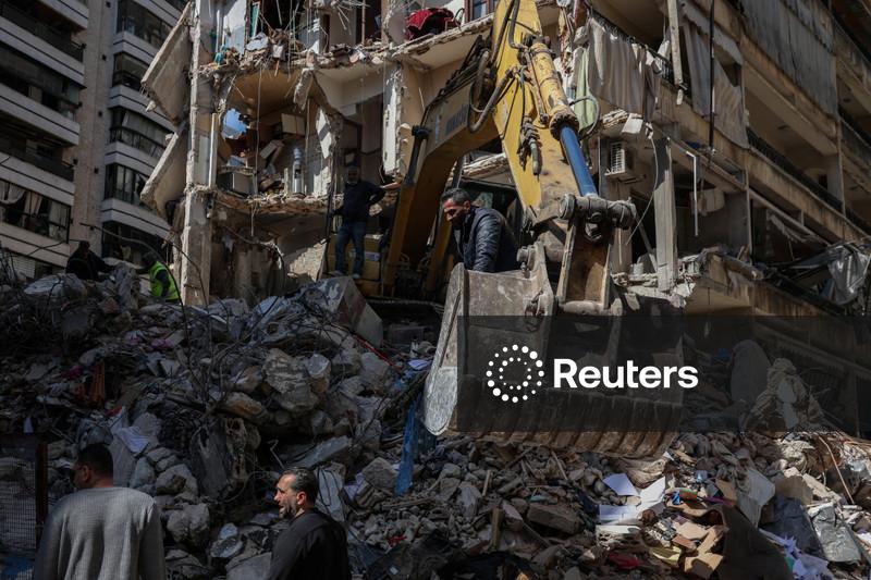 Israel lança novos ataques contra o Líbano após grande ofensiva colocar trégua em risco