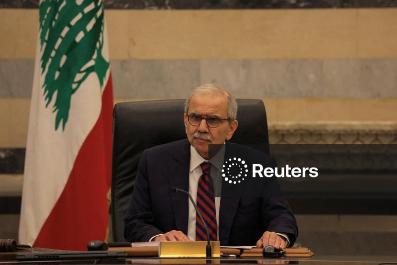 Líbano não busca confronto com Hezbollah, mas não será intimidado, diz premiê