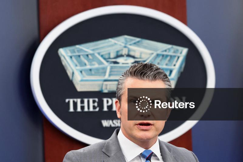 Chefe do Pentágono afirma que bloqueio dos EUA ao Irã "está se tornando global"