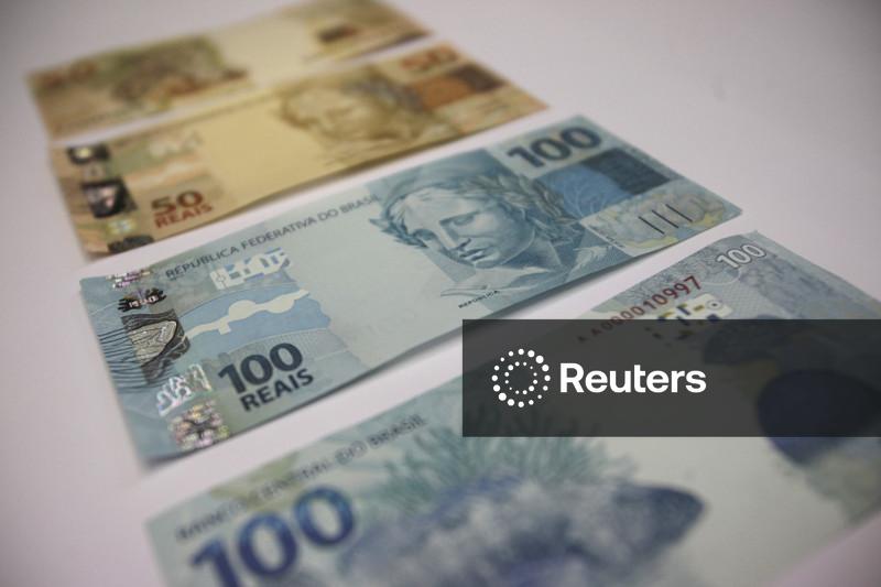 Taxas dos DIs voltam a cair em sessão positiva para ativos brasileiros