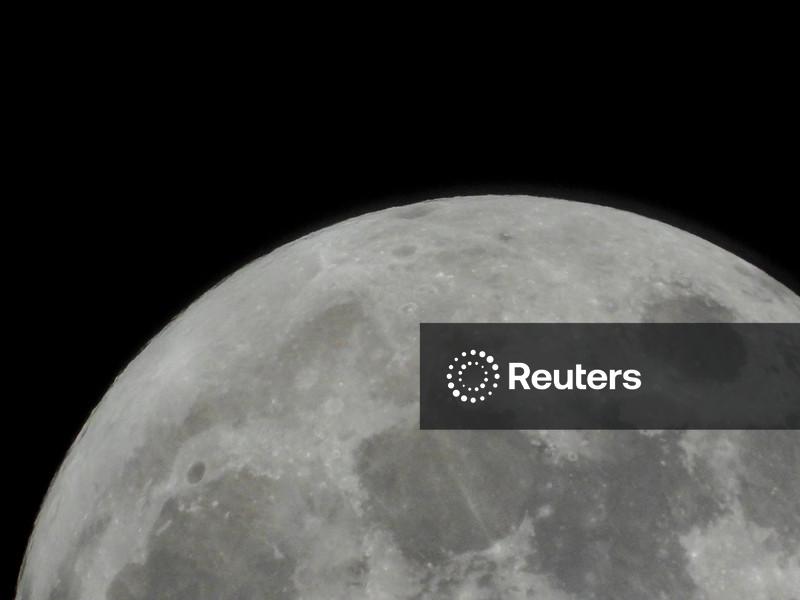 Tripulação da Artemis chega à Lua e se aproxima de distância recorde da Terra