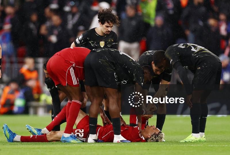 Atacante francês Ekitike fica fora da Copa do Mundo após romper tendão de Aquiles