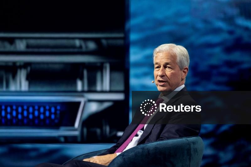 CEO do JPMorgan alerta que guerra no Irã pode impulsionar inflação e taxas de juros