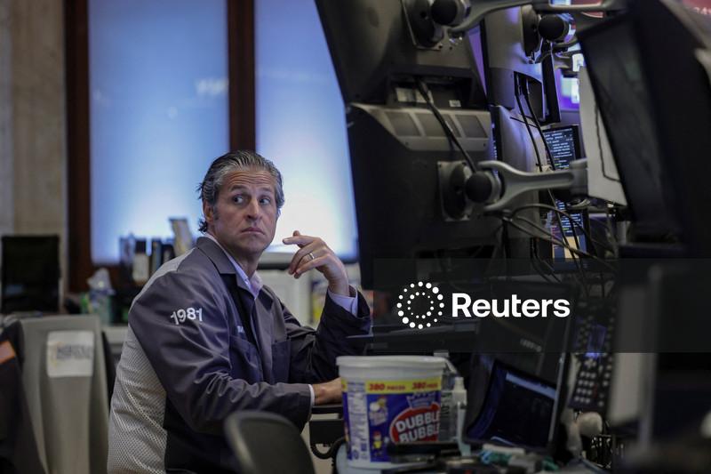 S&P 500 e Nasdaq fecham em leve alta, em início cauteloso de semana de balanços