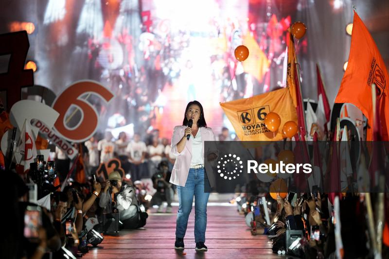 Contagem de votos no Peru entra no 4º dia sem candidato claro para enfrentar Keiko Fujimori