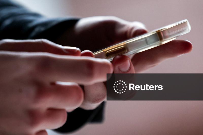 Noruega planeja proibir uso de mídias sociais por menores de 16 anos