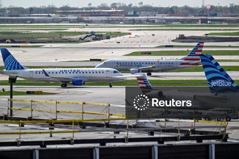 Trump diz que não gosta de possível fusão entre United e American Airlines