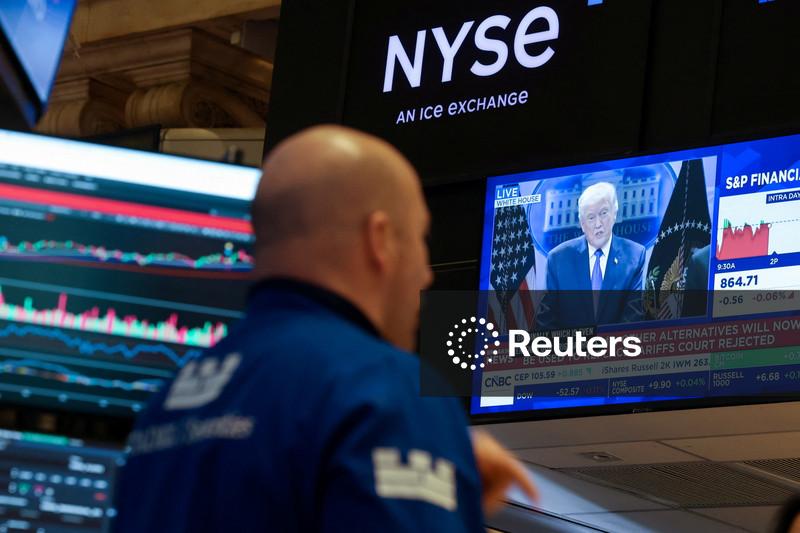 Trump comprou pelo menos US$51 mi em títulos em março, segundo informações divulgadas