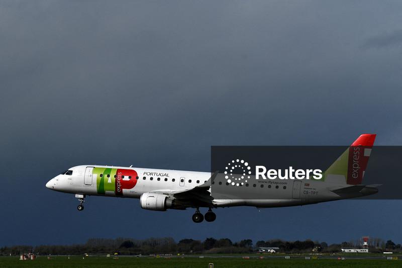 Portugal pede à Air France-KLM e à Lufthansa que apresentem propostas vinculantes na disputa pela TAP