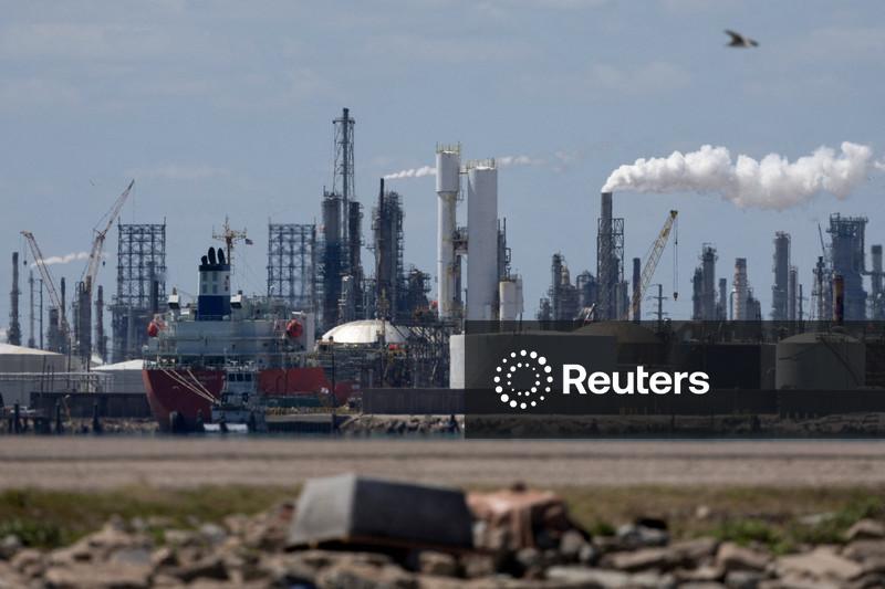 Trump prorroga isenção da Lei Jones por 90 dias para conter custos de energia