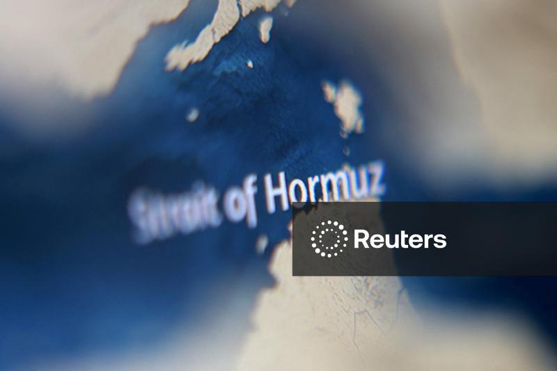 China precisará se engajar mais na discussão sobre o Estreito de Ormuz, diz chefe da marinha francesa