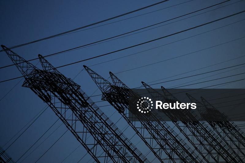 Preço de energia sobe com inclusão de usina em modelo e comercializadoras acionam Aneel