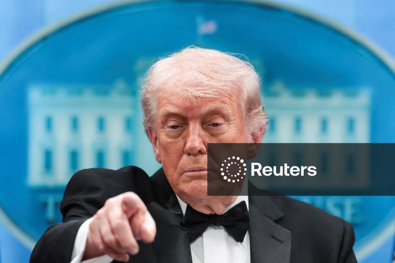 Suspeito de tiroteio durante jantar com imprensa na Casa Branca escreveu manifesto anticristão, diz Trump