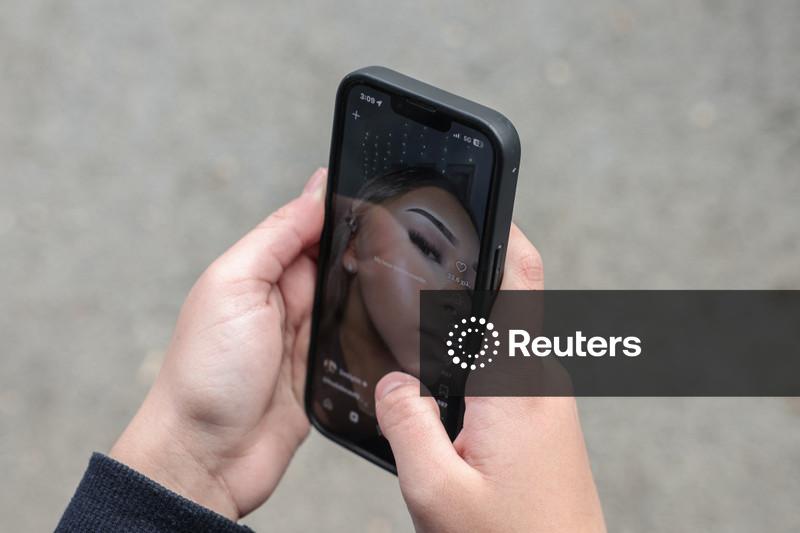 Grécia proibirá redes sociais para menores de 15 anos a partir de 2027 e pede ação da UE