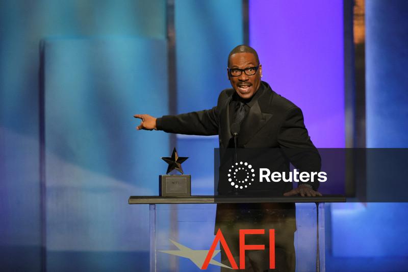Eddie Murphy recebe prêmio AFI Life Achievement