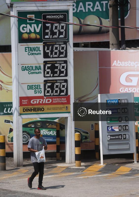 Preço do diesel sobe 6,38% em abril, mas há sinais de desaceleração, diz ValeCard