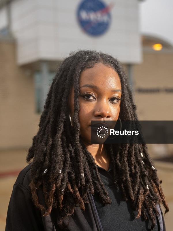 Ao circular pela Lua, astronauta negro inspira milhões de pessoas