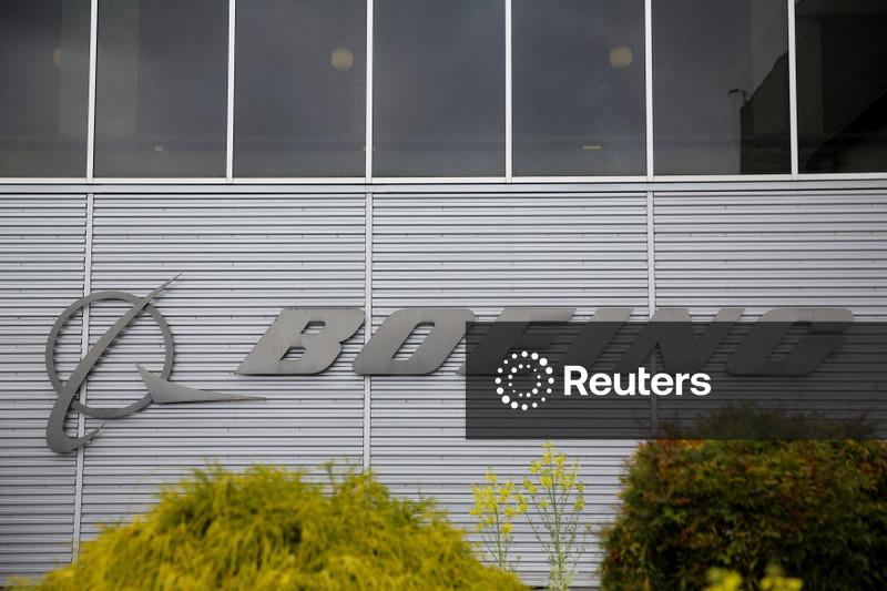 Boeing registra prejuízo trimestral menor do que esperado à medida que recuperação ganha força