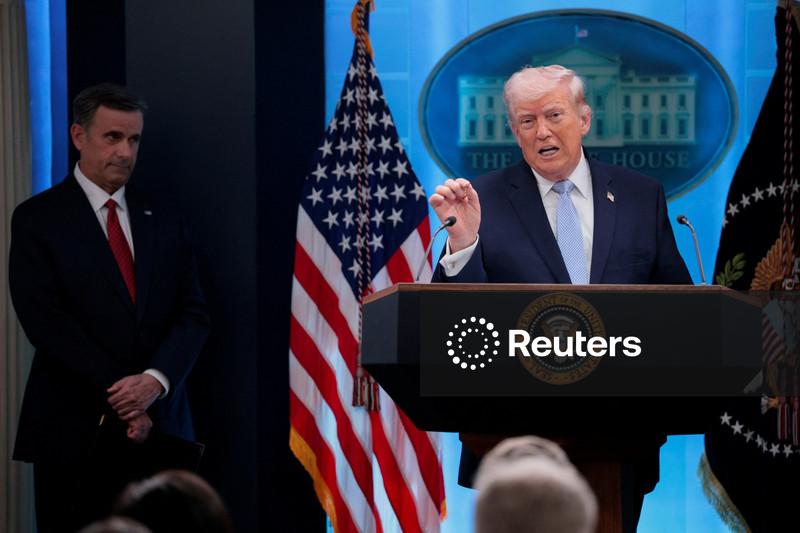 Trump ameaça prender repórter que divulgou resgate de aviador no Irã