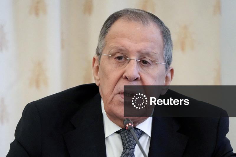 Chanceler russo diz a colega iraniano que combates não devem ser retomados e que Rússia está pronta para ajudar