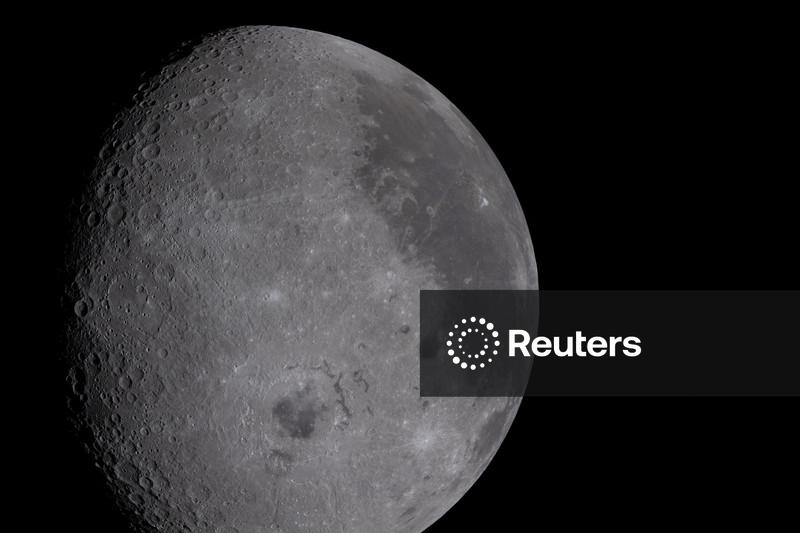 Astronautas da Artemis 2 falarão da órbita lunar depois de um sobrevoo recorde