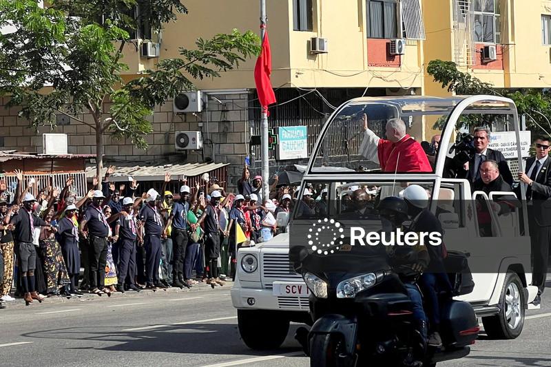 Papa Leão 14, em Angola, critica "déspotas" que exploram recursos e fazem falsas promessas