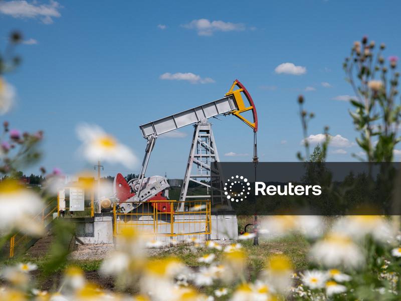 Petróleo sobe com ceticismo sobre alívio nas tensões no Estreito de Ormuz