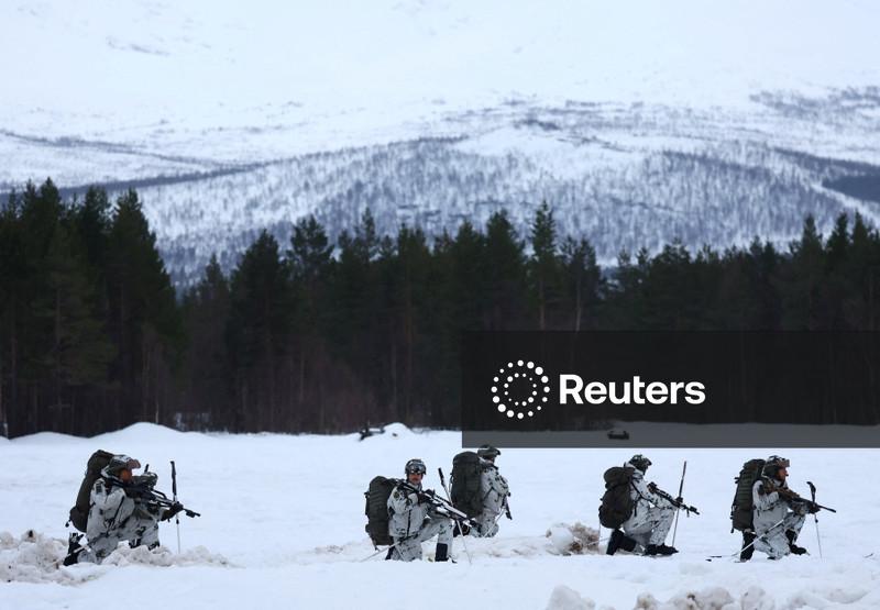 Queixas dos EUA sobre Otan levam Europa a buscar opções de segurança, diz Espanha