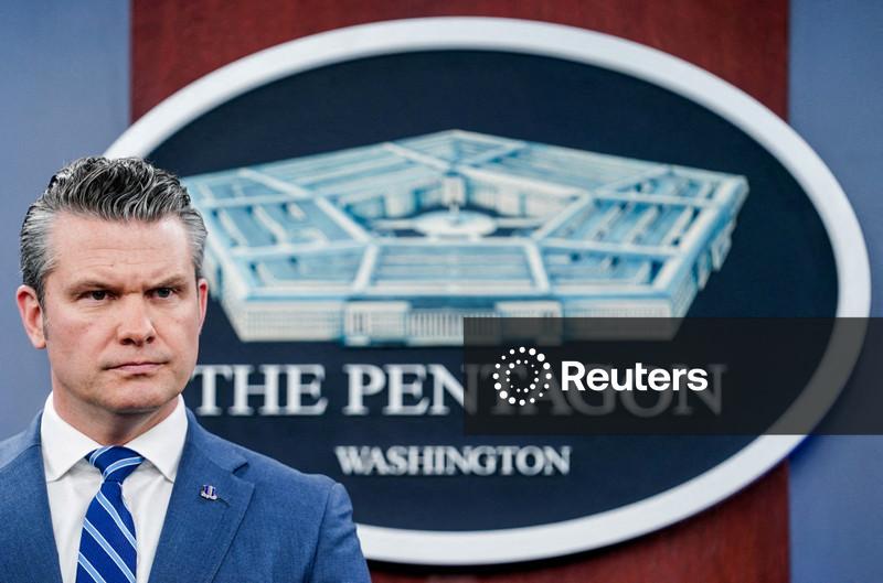 Secretário de Defesa dos EUA invoca Bíblia para comparar repórteres a inimigos de Jesus