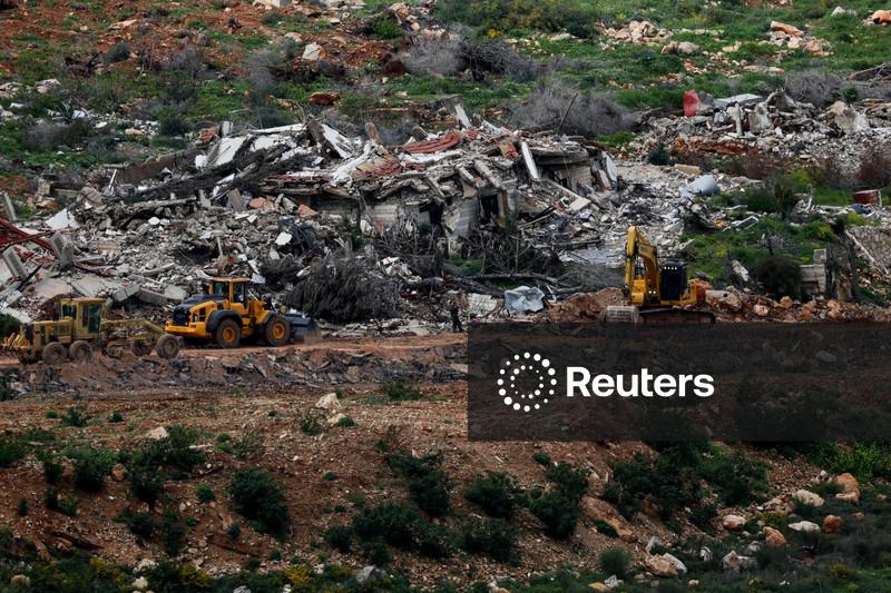 Israel ordena saída de moradores de cidade no sul do Líbano um dia após ampliação de cessar-fogo