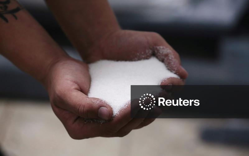 Açúcar deixa as mínimas com traders avaliando a oferta mais restrita