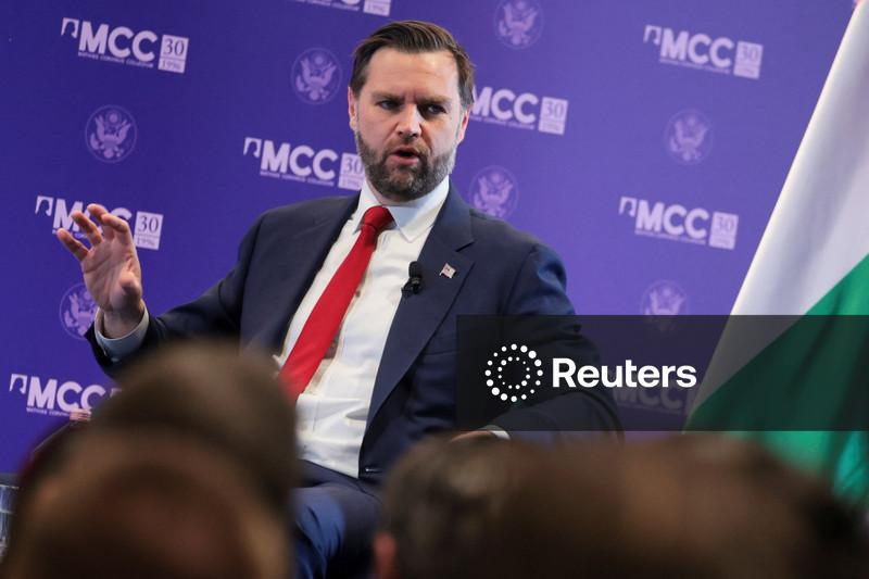 Vice dos EUA chama de "escandalosos" comentários de líder da Ucrânia sobre Orbán, da Hungria